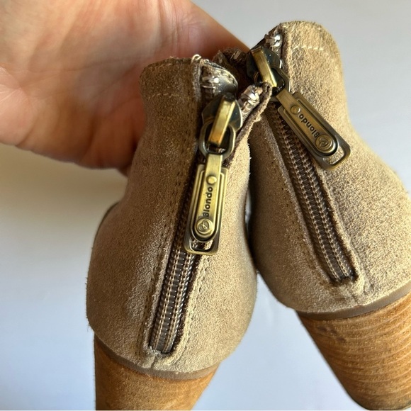 Blondo Neda Waterproof Suede Boots - Picture 10 of 10